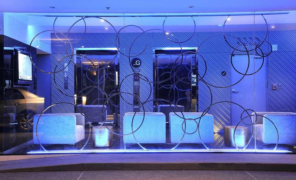 Best Western Sukhumvit 20 Банкок Интериор снимка