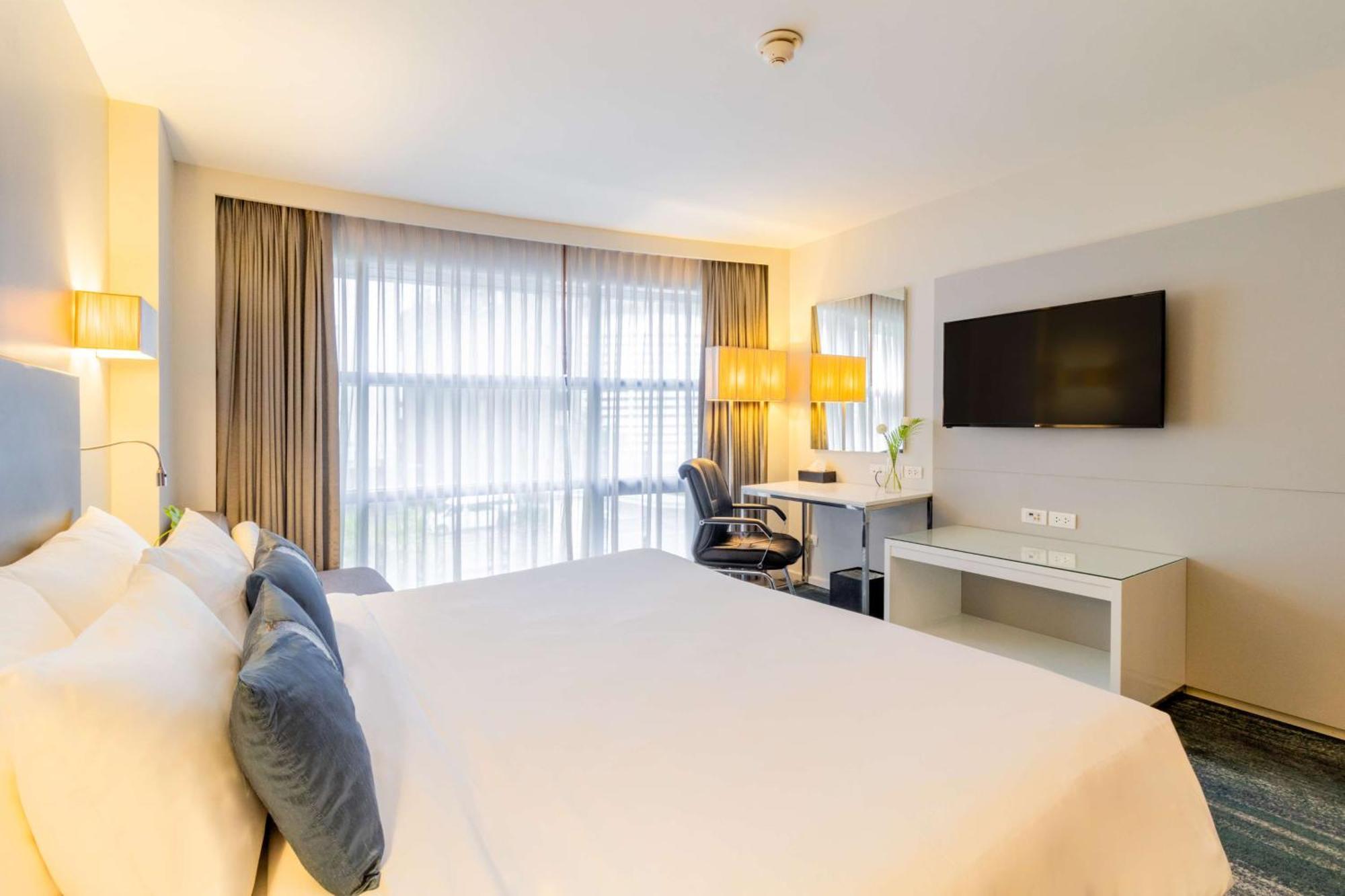 Best Western Sukhumvit 20 Банкок Екстериор снимка