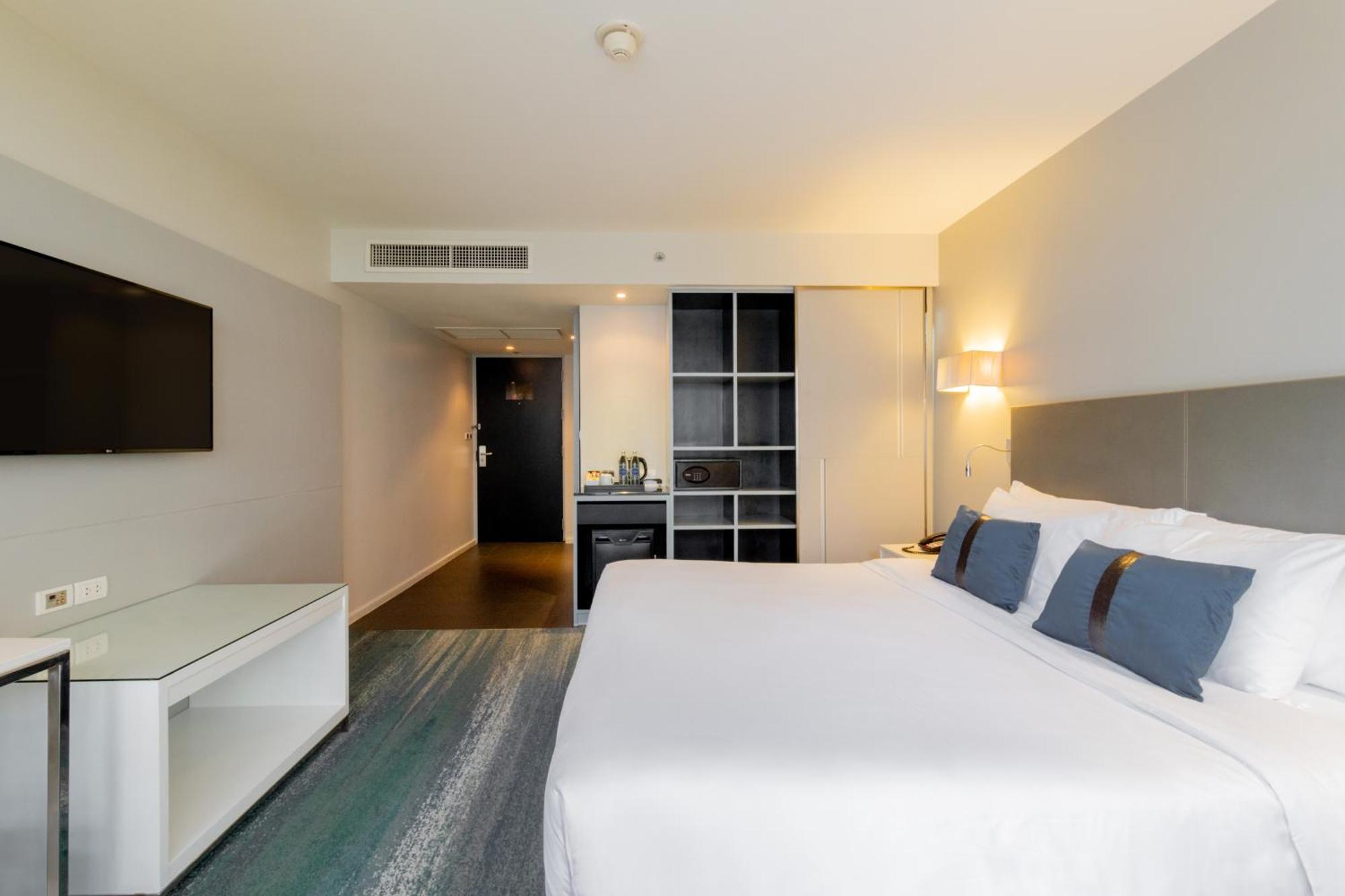 Best Western Sukhumvit 20 Банкок Екстериор снимка