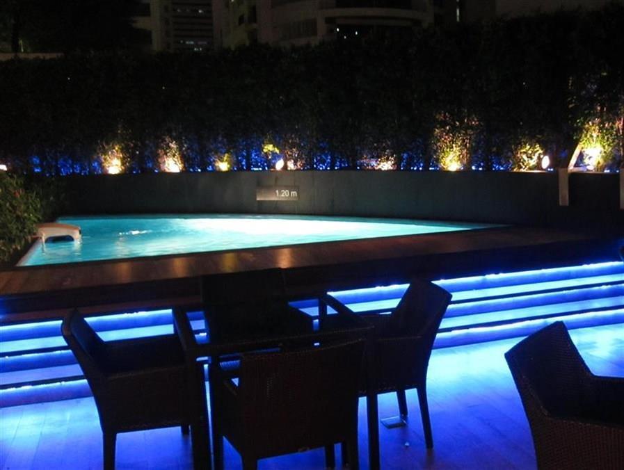 Best Western Sukhumvit 20 Банкок Екстериор снимка