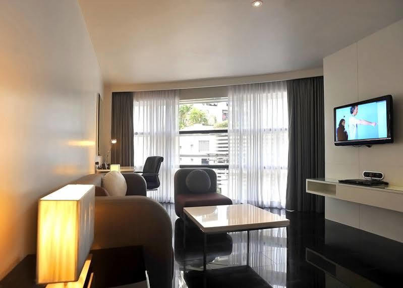 Best Western Sukhumvit 20 Банкок Екстериор снимка